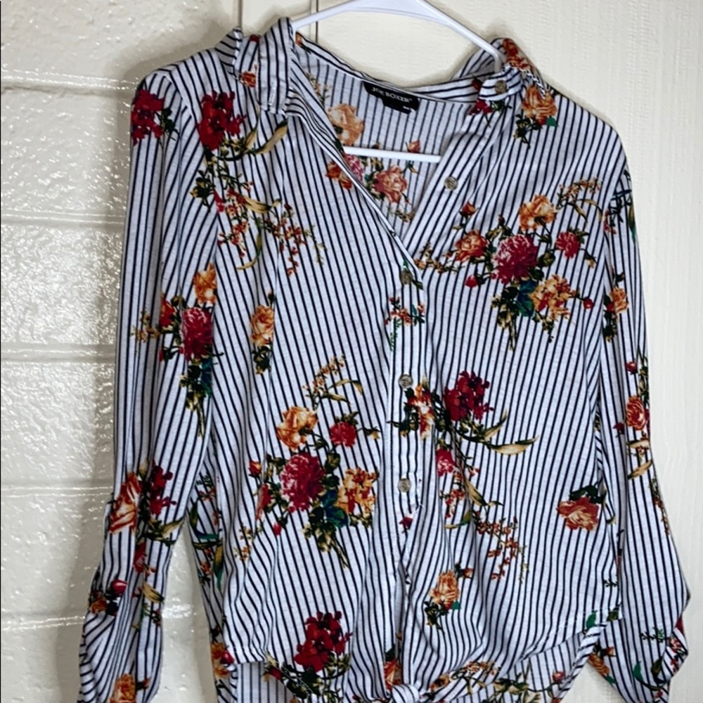 Floral Cropped Blouse